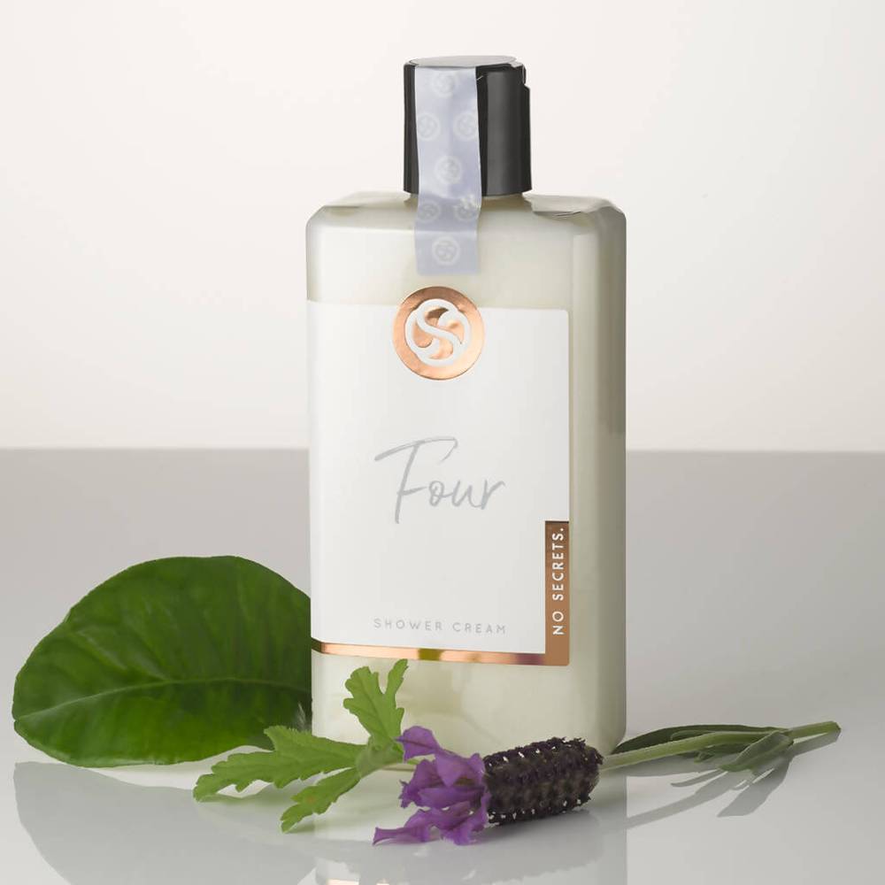 FOUR SHOWER CREAM